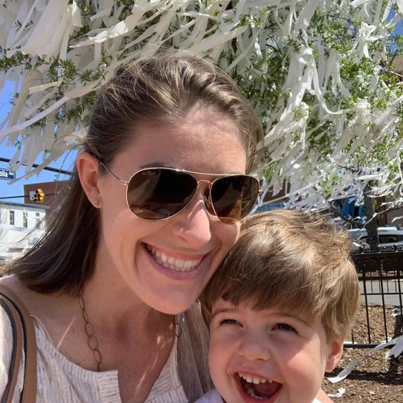 Meet your Posher, Megan - Picture 1 of 1